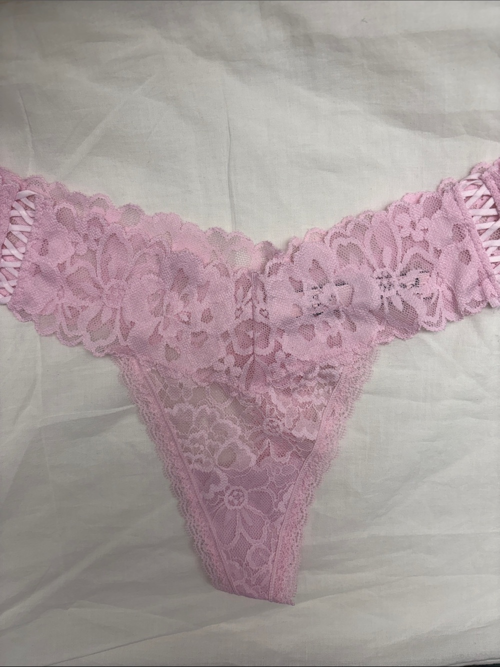 NWOT Victoria's Secret Pink Floral Lace Thong